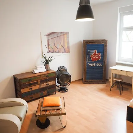Apartment 11201 Stilvolles Wg-zimmer In Frankfurt Hochst